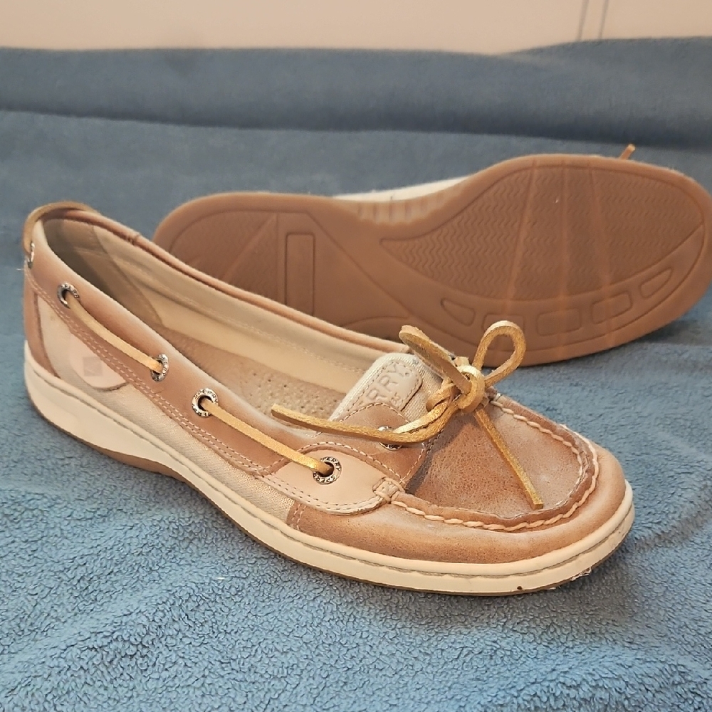 Tan Leather Flats with Moccasin Stitching